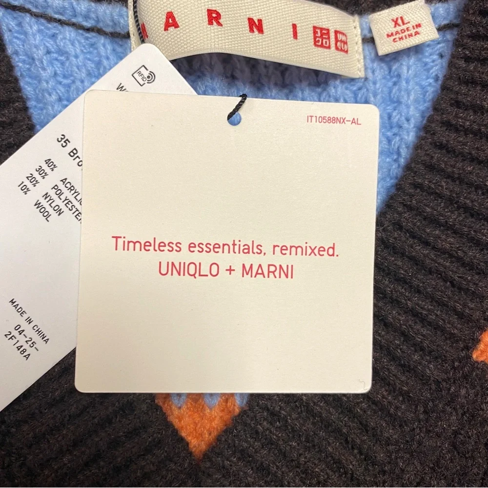 Sz. XL Marni X Uniqlo sweater vest - Picture 8 of 8